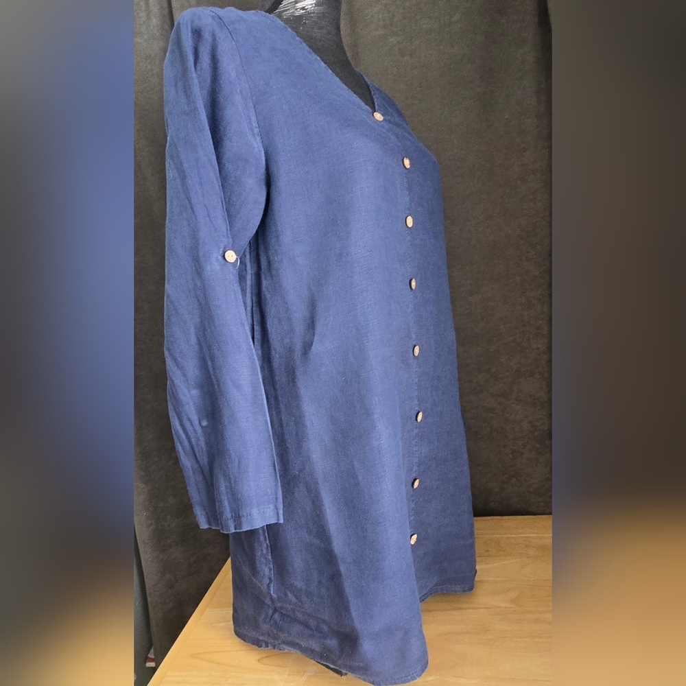Navy Blue Button-Down Tunic - Picture 2 of 8